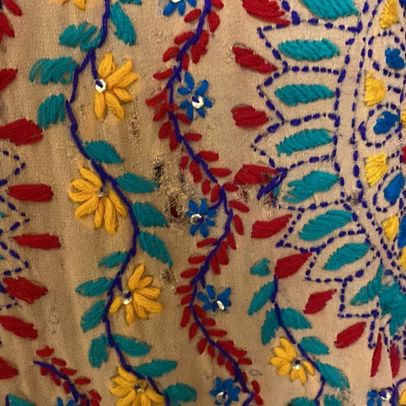 Embroidered Kaftan - Picture 5 of 6